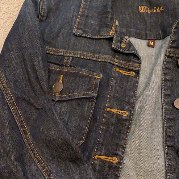 Jean jacket - Picture 3 of 4